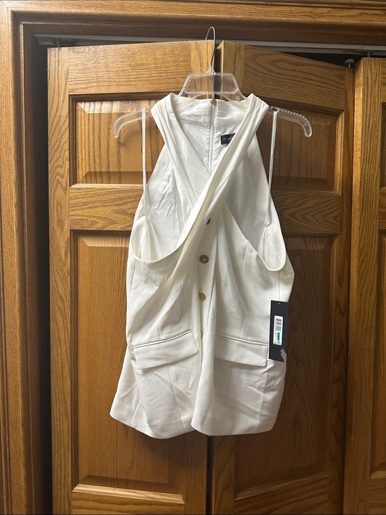 Donna Karan Tops - Donna Karan White Sleeveless Draped Vest with Flap Pockets